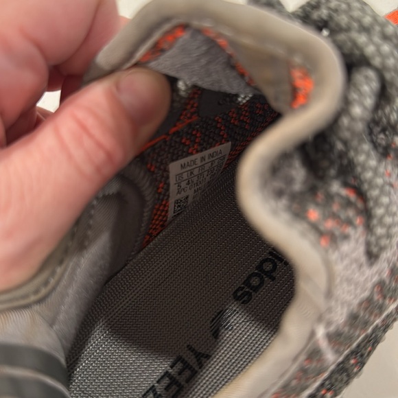 2021 Yeezy Boost 350 V2 Beluga Reflective. - Picture 6 of 7